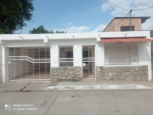 Casa En Parque Residencial Flor Amarillo - C-9535