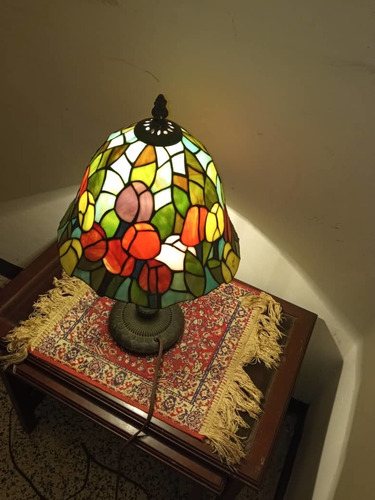 Lampara De Mesa Estilo Tiffany De Vitral (Usado)