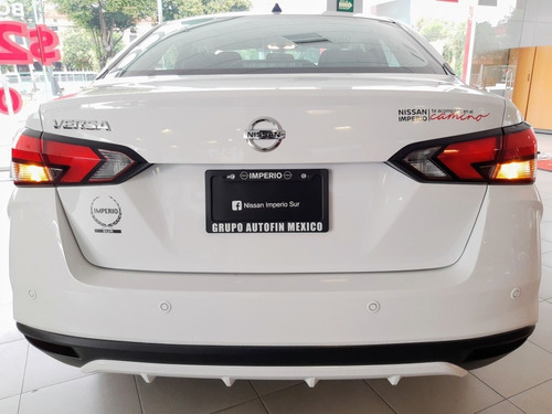 Imagen 8 de 15 de Nissan Versa Sense Cvt 2022