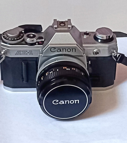 Cámara  Fotográfica  Canon Ae-1 (de Colección)