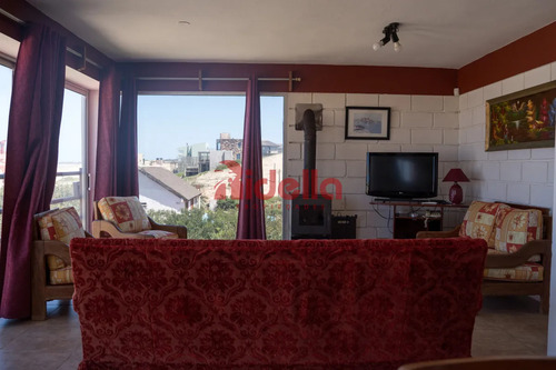 Venta De Casa En Primera Linea Al Mar, Punta Del Diablo