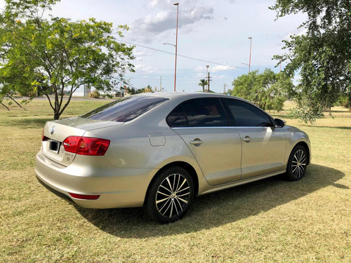 Volkswagen Vento 2.0 Sportline Tsi 200cv Bi-xenon 2015