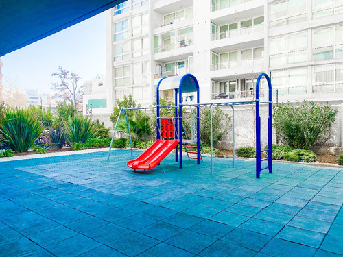 Depto 1d 1b 1e 1b Ubicado En Excelente Zona De Las Condes