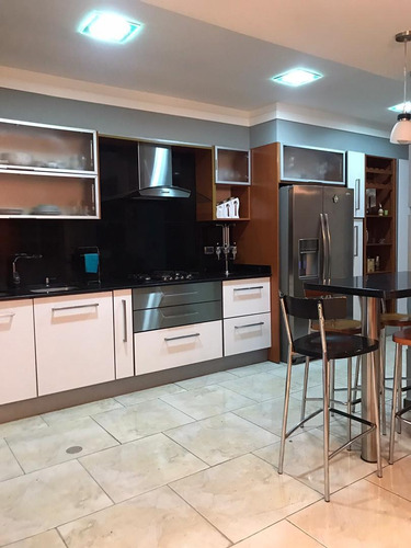 Imagen 19 de 22 de Townhouse De Lujo En Alquiler, Resd Monte Plata. Trigal Norte Valencia