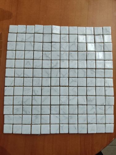 Malla Mosaico Carrara 30*30 Color Blanco