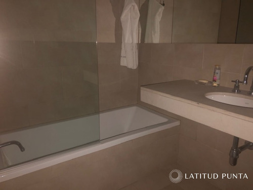 Apartamento En La Barra- Ref: 1422