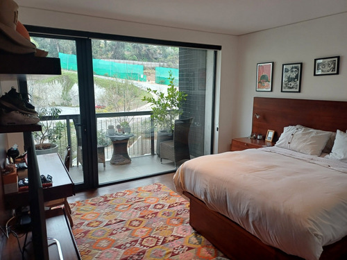 Amoblado/amplio/moderno.3 Suites+estar+servicios/via Aurora