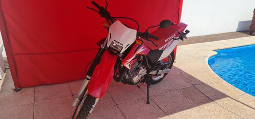 Imagen 8 de 15 de Honda Xr 250 Tornado Roja 2020