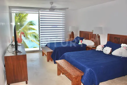 Casa Con Vista Al Mar En Venta En Fraccionamiento Las Playas, Acapulco