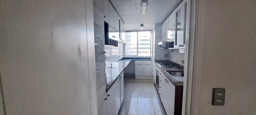 Cómodo Departamento De 3 Dormitorios Y 2 Baños