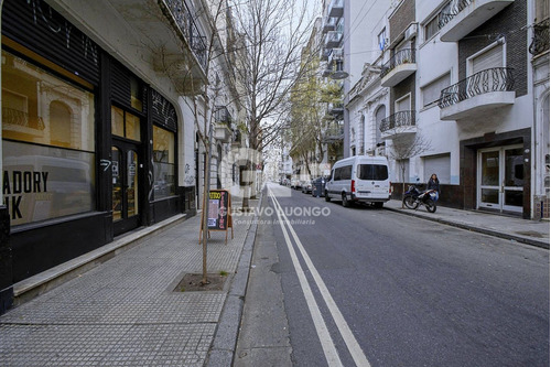 Local 200 M2 Cub. Apto Todo Destino.