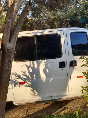 Imagem 3 de 3 de Peugeot Boxer Minibus 2010 2.3 Hdi 330m Médio 15l 5p
