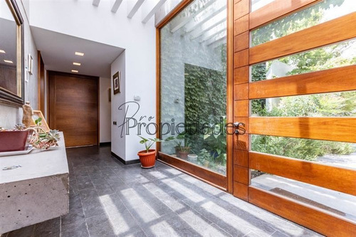 Imagen 4 de 20 de Vista Sorprendente Casa En Venta De 6 Dormitorios Las Condes