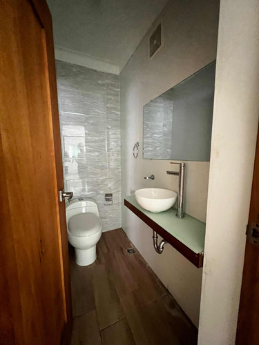 Moderno Y Espacioso Apartamento En Venta - 2do Nivel