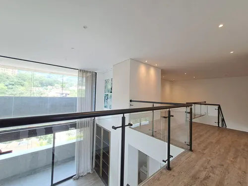 Apartamento En Venta En Benedictinos, La Abadia. Cod V16453