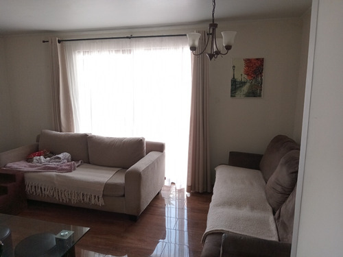 Cómoda Casa Con Amplia Cocina 3d/2b