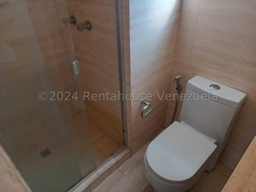 Apartamento En Venta En Santa Fe Norte Piscina Areas Sociales Seguridad Apartamentos Caracas Angela Tochon