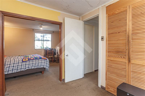 Casa En Venta De 5 Dorm. Con Piscina En Las Condes
