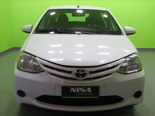 Etios 1.5 X Sedan 16v Flex 4p Manual