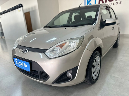 Ford Fiesta 1.6 ROCAM SEDAN 8V FLEX 4P MANUAL