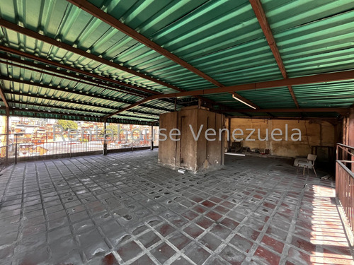 Edificio En Venta En Petare Cda 25-7012 Yf