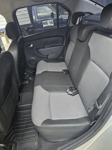 Renault Logan 1.6 Privilege / Intens