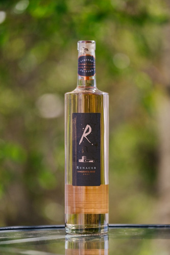 Imagen 3 de 7 de Vino Renacer Sangiovese Rosé