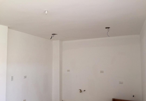 Imagen 8 de 14 de Town House En Urb. Maneiro