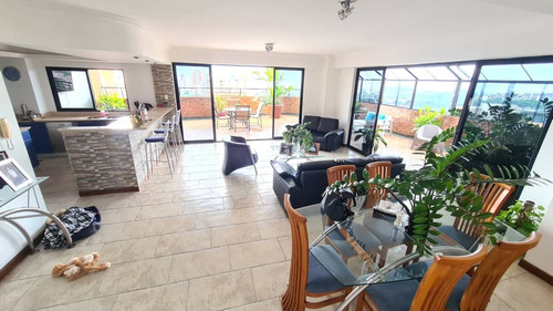 Se Vende Penthouse Res Verona La Trigaleña K A