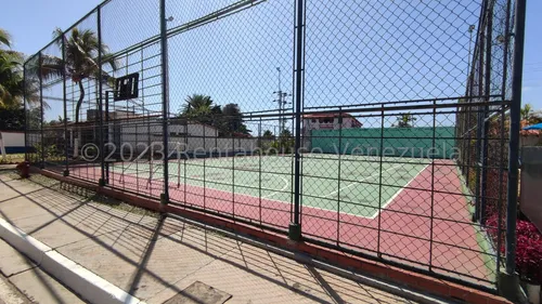 Venta De Linda Casa En Pampatar, Conjunto Cerrado. Isla De Margarita. Cao
