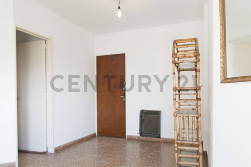 Departamento En Venta - Calle 9 Esquina Diagonal 74