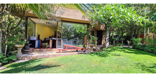 Casa En Venta En Lo Barnechea