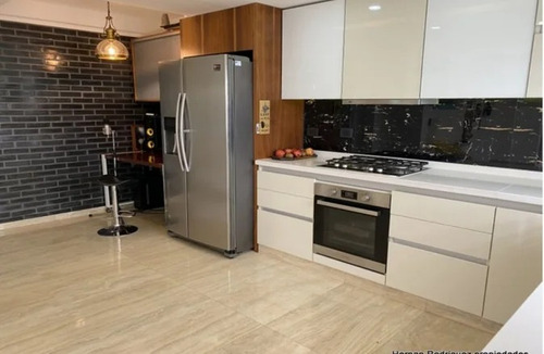 Villa Bosch: Impecable Piso 5 Amb.