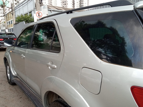 Toyota SW4 3.0 Srv 7l 4x4 Aut. 5p