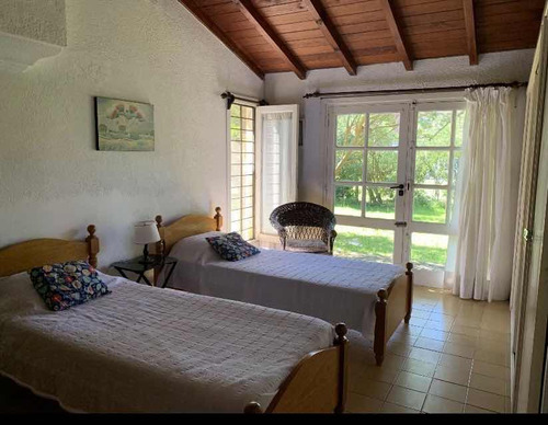Dueño Vende Casa En Pinamar Zona Iglesia Gran Parque