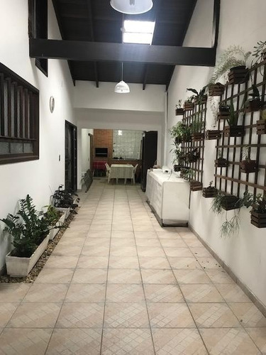 Imagem 17 de 19 de Casa No Saguaçú Com 3 Quartos Para Venda, 166 M² - Lg6057