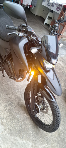 Moto Muito Bem Conservada. Sou Segundo Dono.