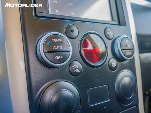 Imagen 15 de 25 de Suzuki Grand Vitara Limited 2.4 4x2 | Permuta / Financia