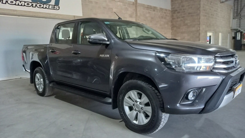 Toyota Hilux 2.8 Cd Srv 177cv 4x4 At 2018
