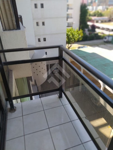 Departamento En Venta De 2d En Viña Poniente San Martin