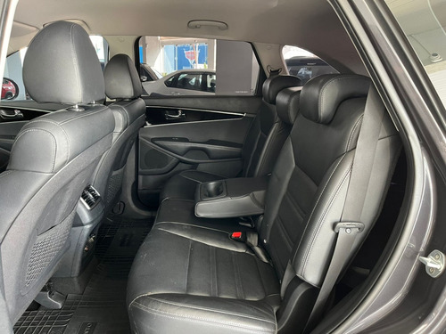 Kia Sorento 2.4 16V GASOLINA EX 7L AUTOMÁTICO