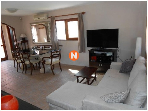 Casa En Venta Y Alquiler, La Barra, La Barra, 3 Dormitorios.- Ref: 209256