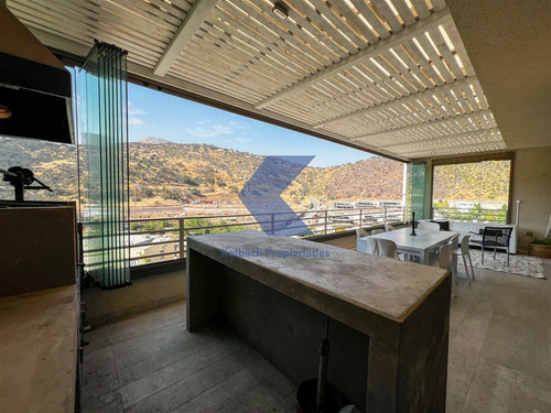 Casa En Arriendo De 4 Dorm Más Estar En Lo Barnechea