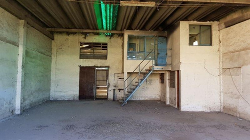 Imagen 4 de 14 de Galpon Y Deposito En Venta Sobre 2 Calles