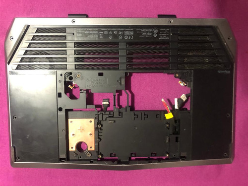 Base Inferior Dell Alienware 15 R2