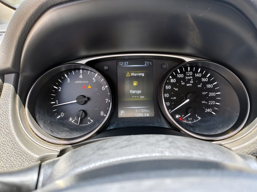 Nissan X-Trail 2.5 SENSE 4X2 CVT AT 5P