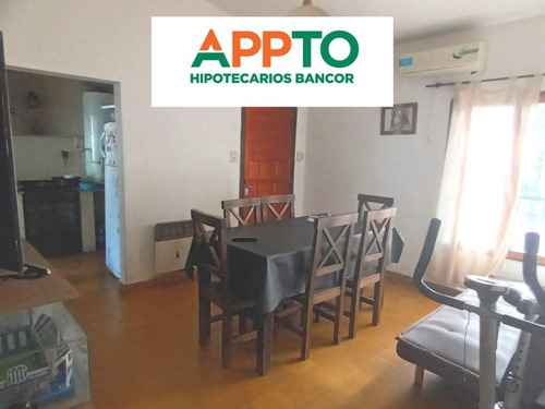 Casa En Venta En  Barrio Jardín - 3 Dormitorios - Apto Bancor