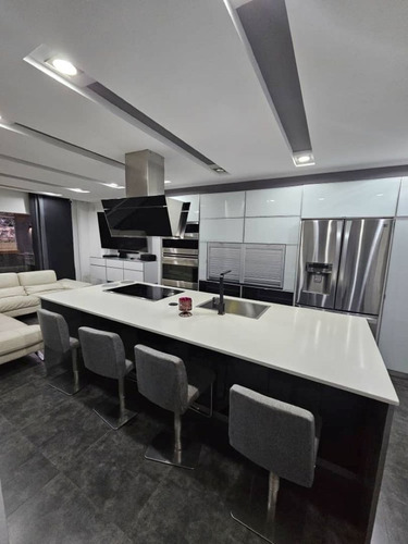En Venta Town House Res. Hoyo 5 Villas De San Diego Country Club, San Diego, Valencia