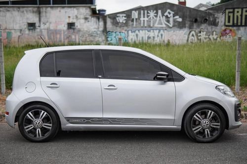 Volkswagen Up! Move 1.0 Tsi Total Flex 12v 5p