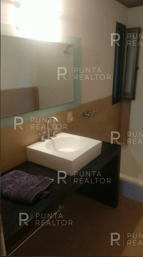 Imagen 19 de 30 de Importante Casa En Alquiler, Con Pileta, Vista Al Mar Y Muy Bien Ubicada El Chorro, Manantiales, Uruguay